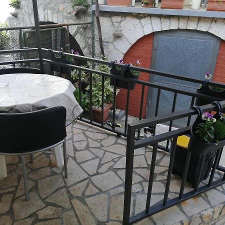 Ferienwohnung Centar Njivice Exterior foto